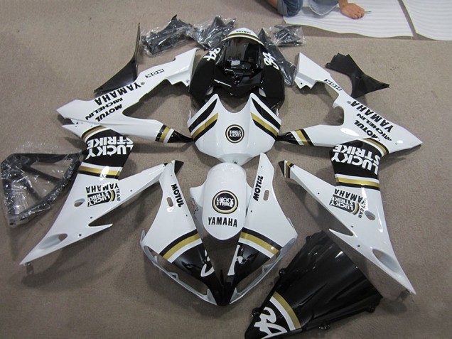 Inexpensive 2004-2006 Black White Lucky Strike Yamaha YZF R1 Motorcyle Fairings Inexpensive 2004-2006 Black White Lucky Strike Yamaha YZF R1 Motorcyle Fairings